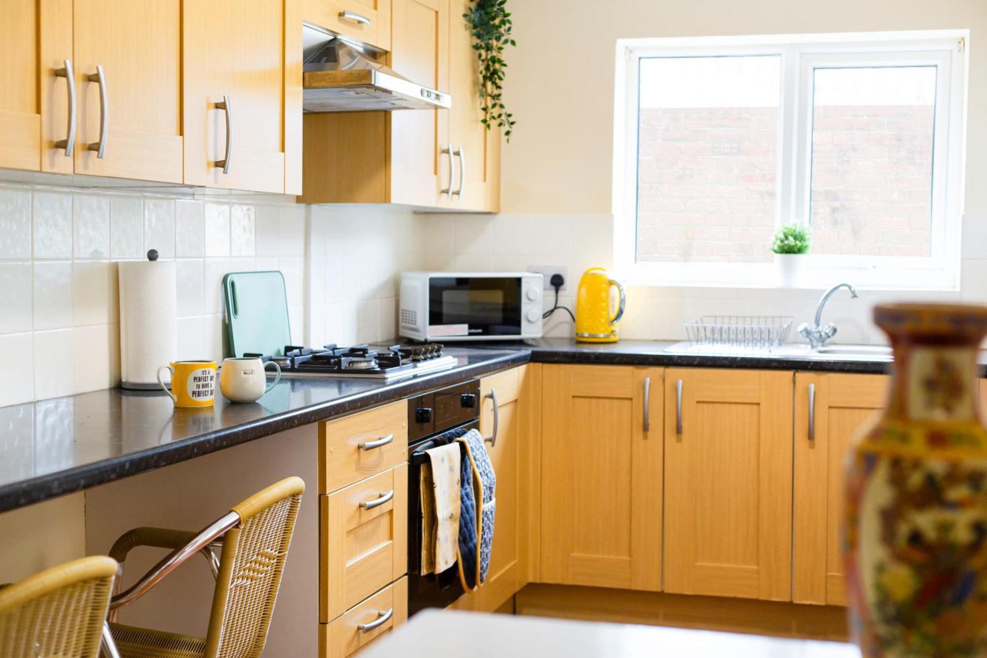 Newly Launched 3 Bedroom House With Free Parking Litherland Dış mekan fotoğraf