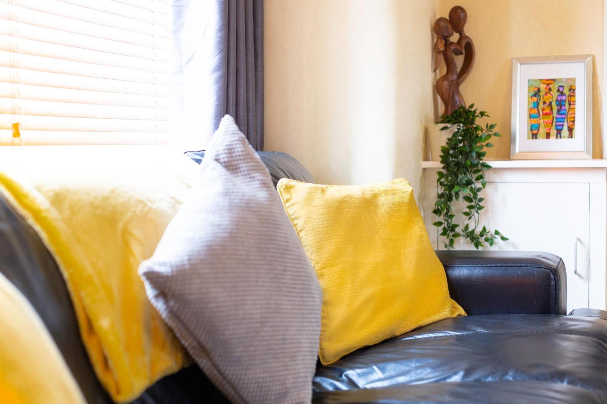 Newly Launched 3 Bedroom House With Free Parking Litherland Dış mekan fotoğraf