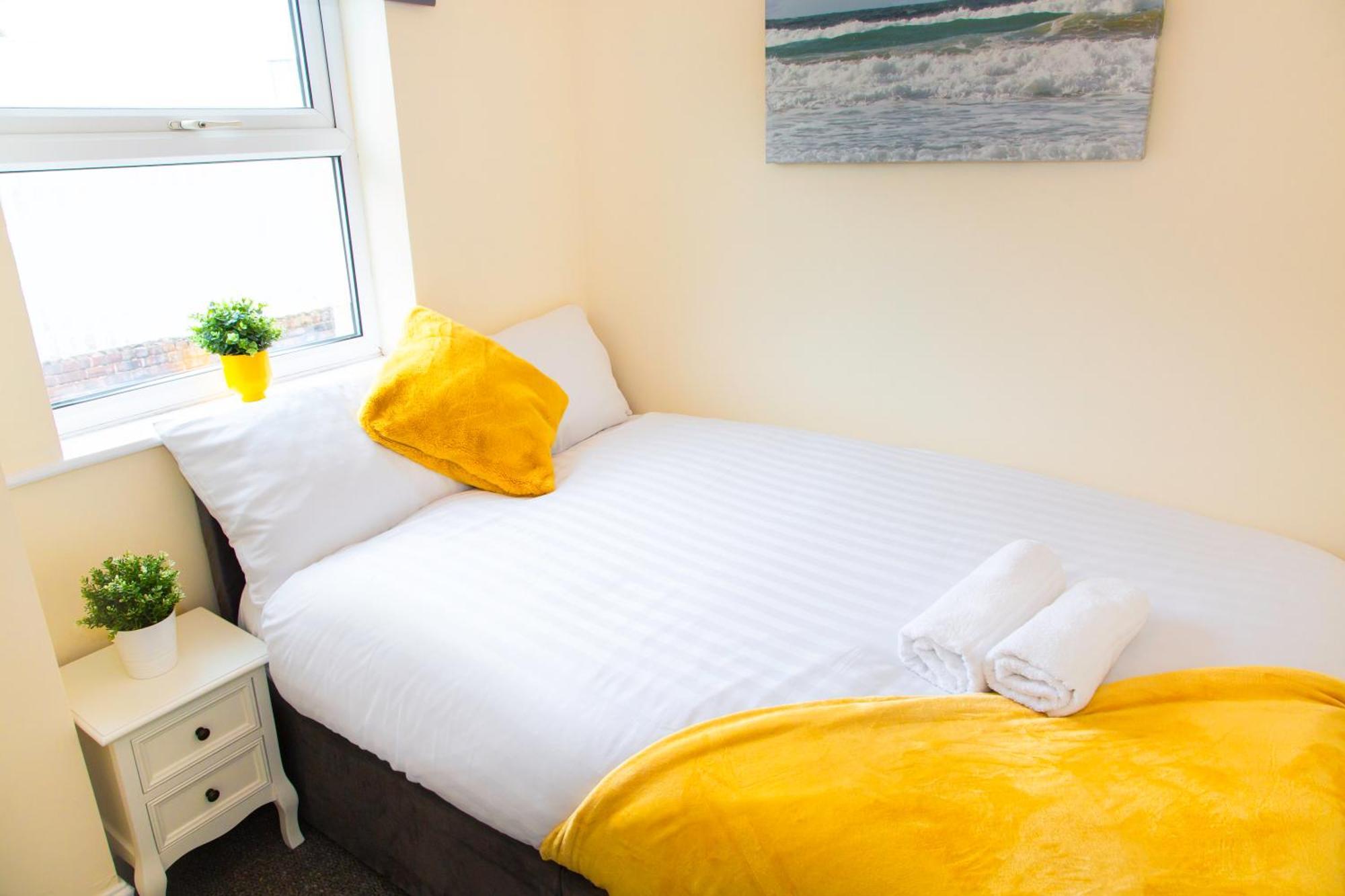 Newly Launched 3 Bedroom House With Free Parking Litherland Dış mekan fotoğraf